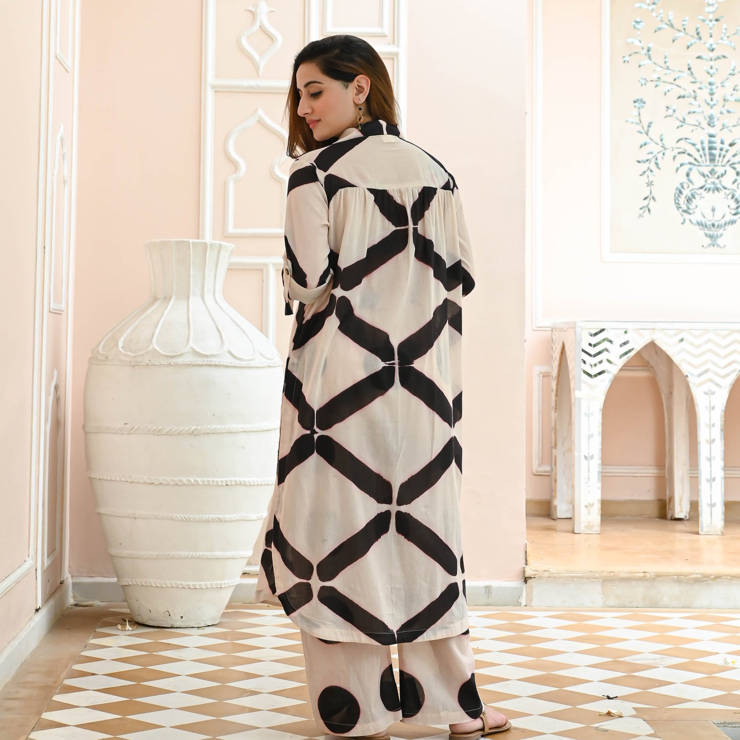 Triptika Clamp Co-ord Set